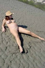 Pregnant nude women are beautiful